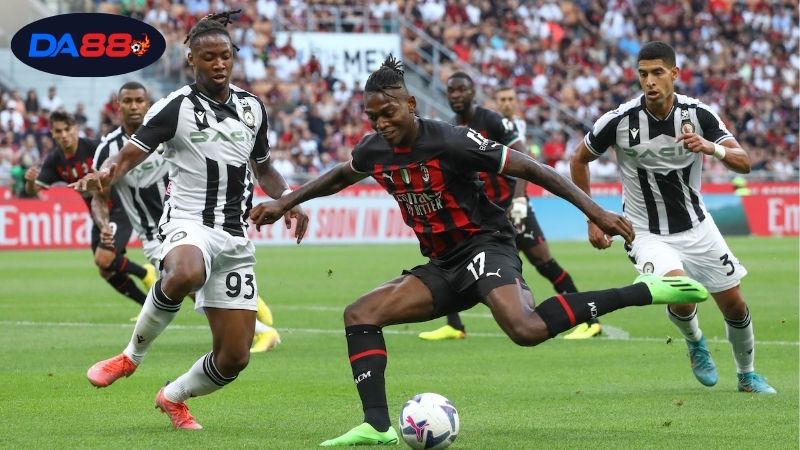 Thông tin lực lượng Udinese vs Milan mới nhất